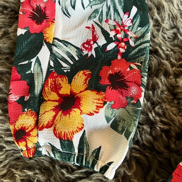 Guess Tropical Romper - Picture 4 of 7